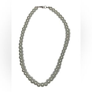 Pearl necklace